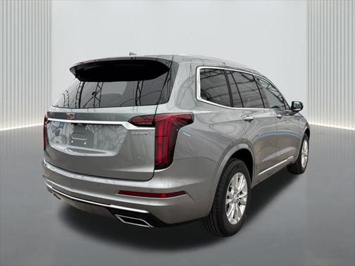 2025 Cadillac XT6 Luxury FWD