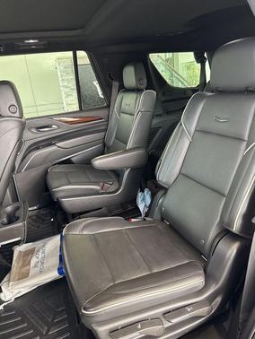 2022 Cadillac Escalade Premium Luxury