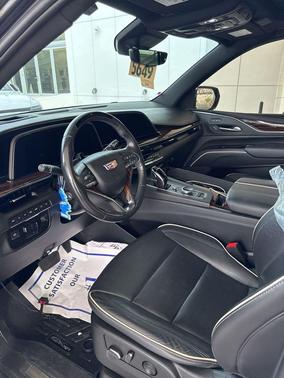 2022 Cadillac Escalade Premium Luxury