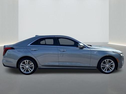 2023 Cadillac CT4 Luxury