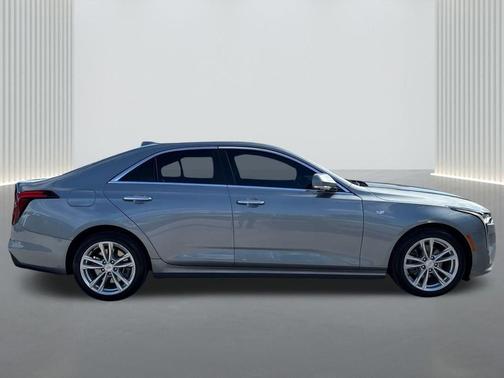 2023 Cadillac CT4 Luxury