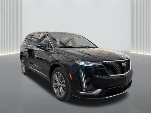 2025 Cadillac XT6 Premium Luxury FWD