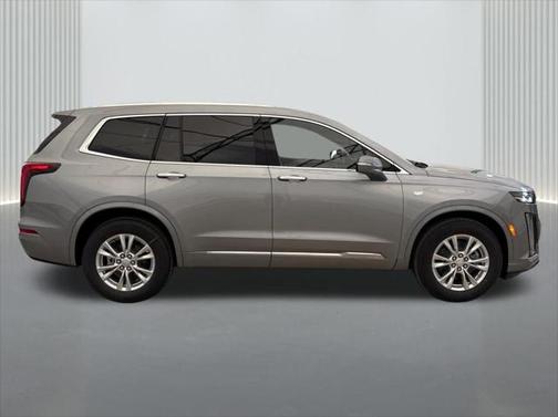 2025 Cadillac XT6 Luxury FWD