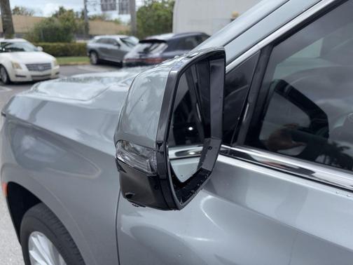 2023 Cadillac Escalade Luxury