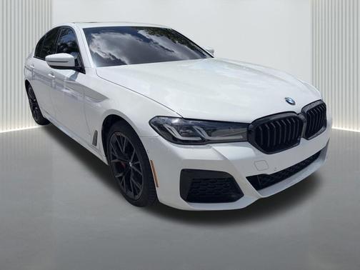 Alpine White 2021 BMW 530e Base