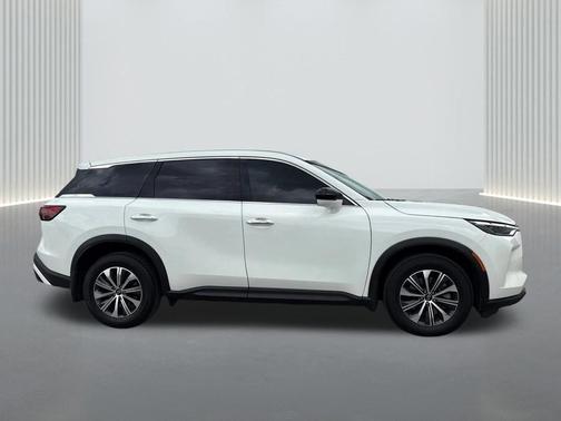 Glacier White 2025 INFINITI QX60 Pure