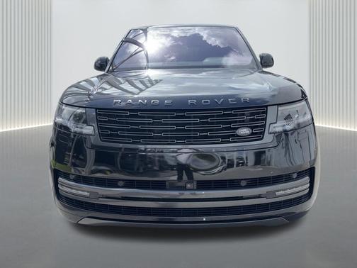 Black 2023 Land Rover Range Rover P530 SE