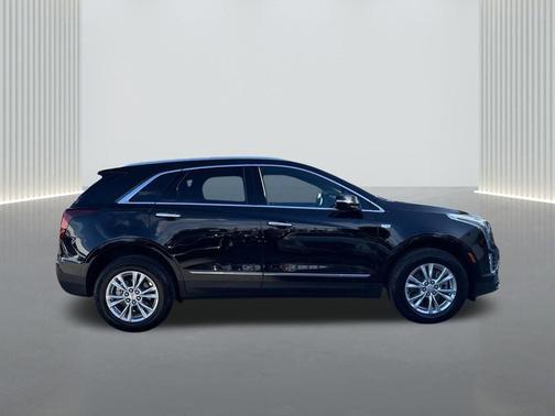 2025 Cadillac XT5 Luxury