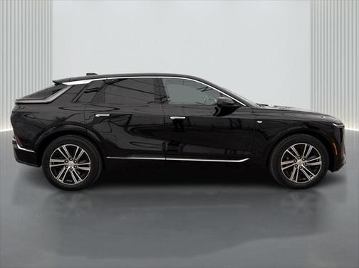 2025 Cadillac LYRIQ Luxury w/1SC