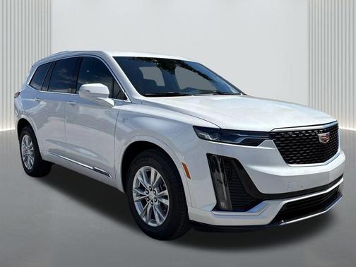 2025 Cadillac XT6 Luxury FWD