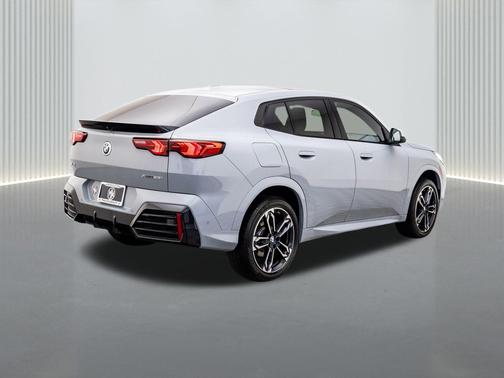 2025 BMW X2 xDrive28i