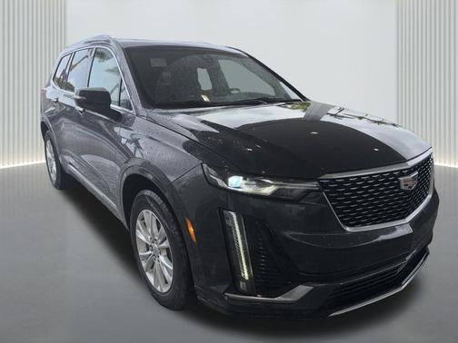 Wilder Metallic 2023 Cadillac XT6 Luxury FWD