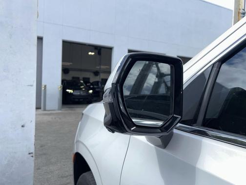 2021 Cadillac Escalade ESV Premium Luxury Platinum