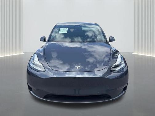 2021 Tesla Model Y Standard Range Rear-Wheel Drive