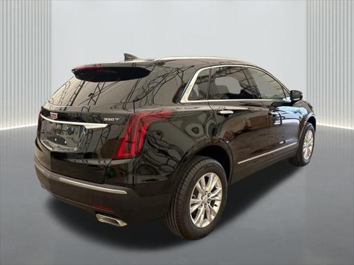 2025 Cadillac XT5 Luxury