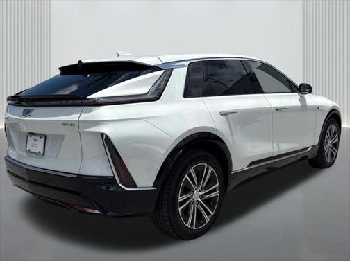 2025 Cadillac LYRIQ Luxury w/1SC