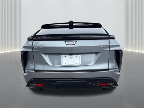 2026 Cadillac LYRIQ V