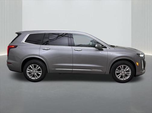 2025 Cadillac XT6 Luxury FWD