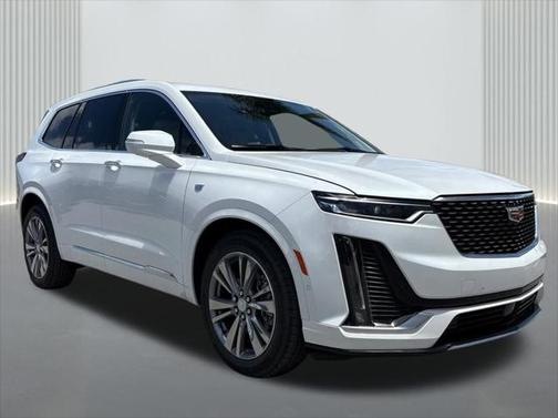 2025 Cadillac XT6 Premium Luxury FWD