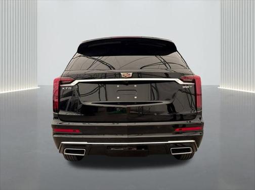 2025 Cadillac XT6 Luxury FWD
