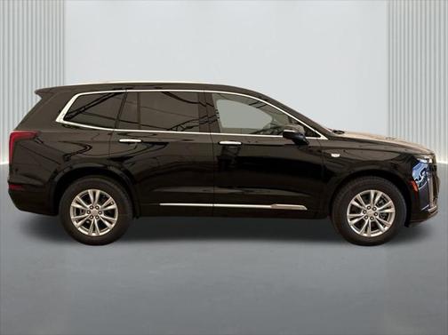 2025 Cadillac XT6 Luxury FWD