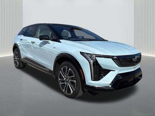 Nimbus Metallic 2026 Cadillac OPTIQ Sport
