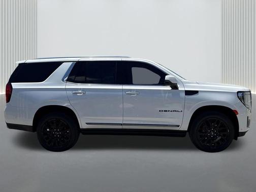 White Frost Tricoat 2024 GMC Yukon Denali Ultimate
