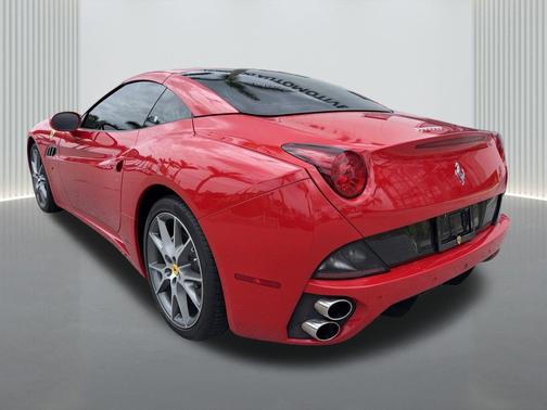 2013 Ferrari California Base