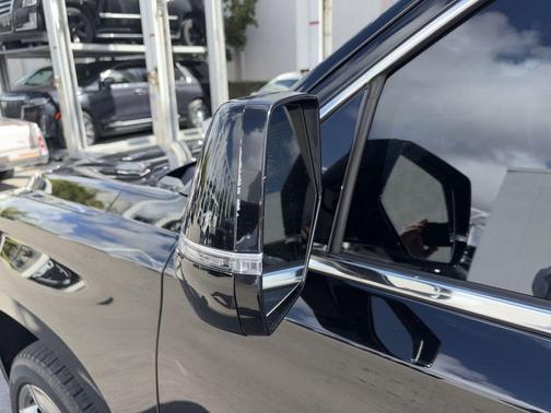 2019 Cadillac Escalade ESV Luxury