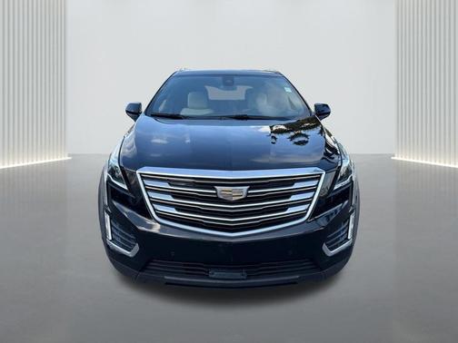 Stellar Black Metallic 2019 Cadillac XT5 Premium Luxury