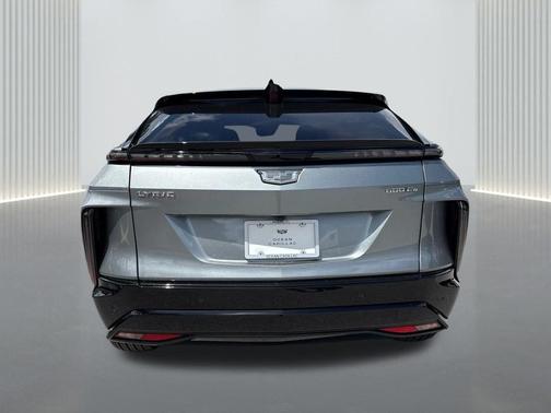 2025 Cadillac LYRIQ Sport