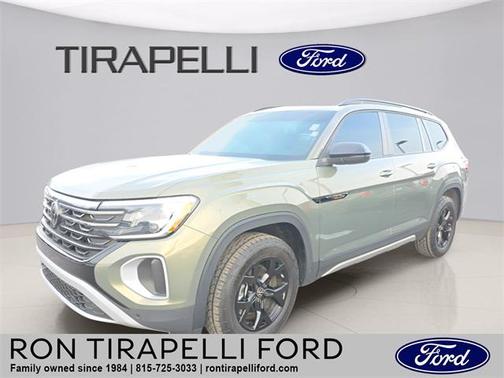 2024 Volkswagen Atlas 2.0T SE w/Technology 4MOTION