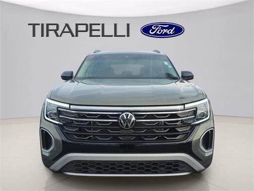 2024 Volkswagen Atlas 2.0T SE w/Technology 4MOTION