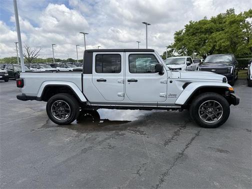 2023 Jeep Gladiator Overland