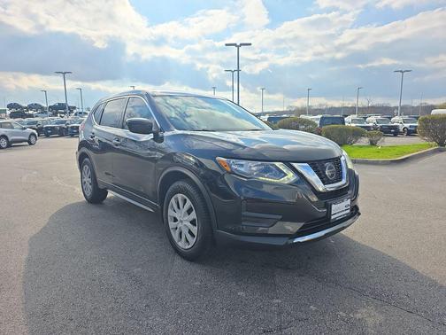 2018 Nissan Rogue S