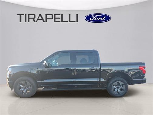 2023 Ford F-150 Lightning LARIAT