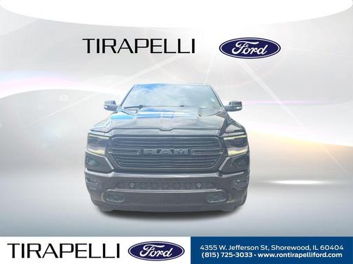 Diamond Black Crystal Pearlcoat 2019 RAM 1500 Big Horn