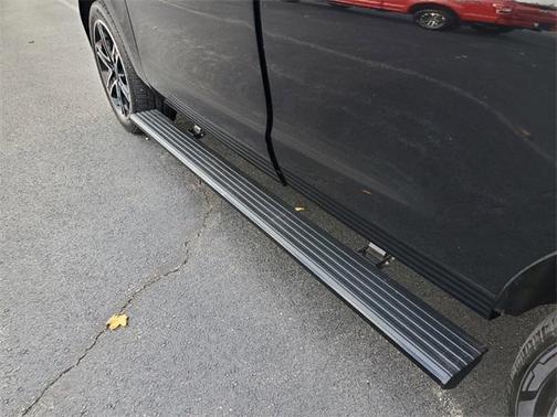 Photo 4 of 57 of 2020 Ford Expedition Limited