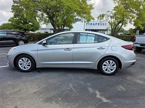 2020 Hyundai ELANTRA SE