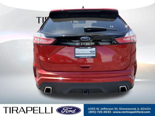 Rapid Red Metallic Tinted Clearcoat 2023 Ford Edge ST