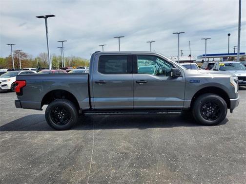 2025 Ford F-150 Lightning XLT