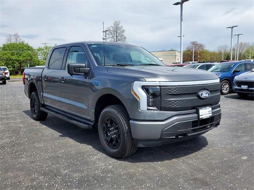 2025 Ford F-150 Lightning XLT