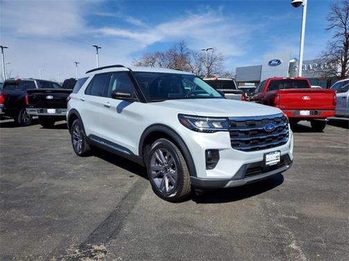 2025 Ford Explorer Active