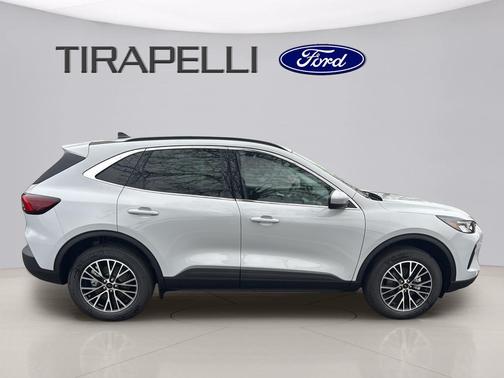 2026 Ford Escape PHEV SE