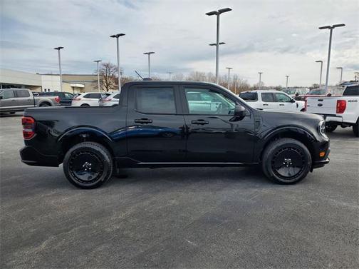 2025 Ford Maverick Lobo Standard