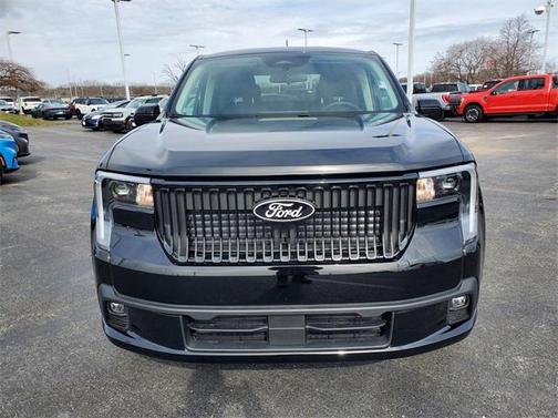 2025 Ford Maverick Lobo Standard