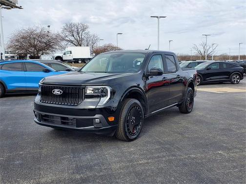 2025 Ford Maverick Lobo Standard
