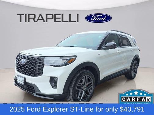 2025 Ford Explorer ST-Line