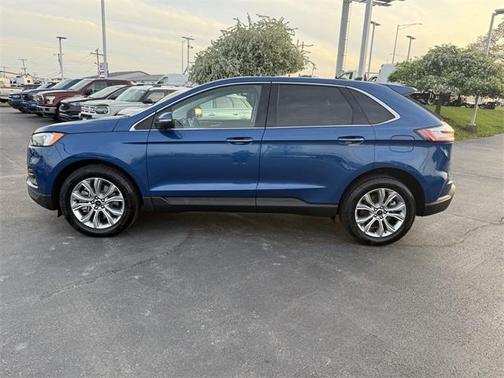 2024 Ford Edge Titanium