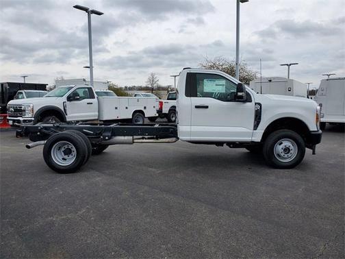 2025 Ford F-350 XL